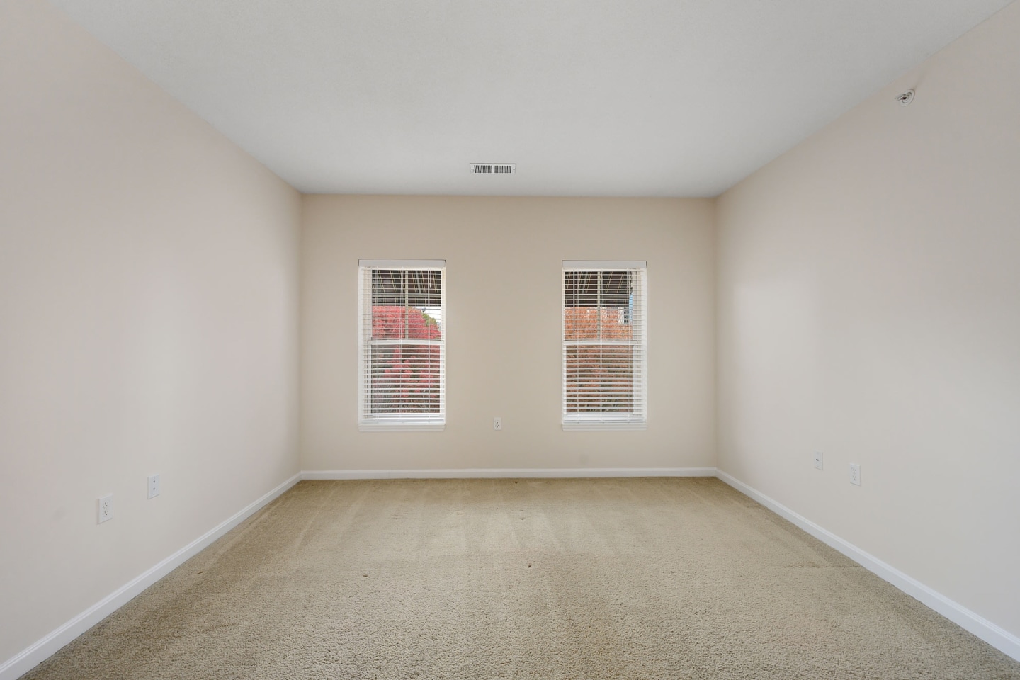 Roebling Row Image 33
