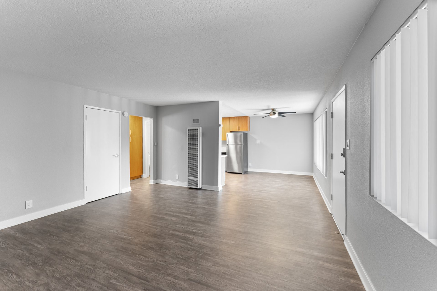 The Circle Apartments at Long Beach Image 11