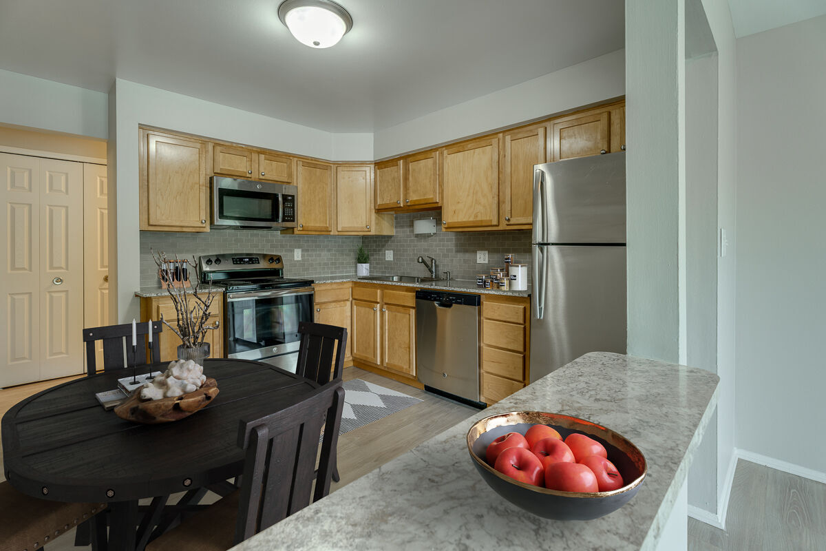 Lancaster Hills Apartments Image 2