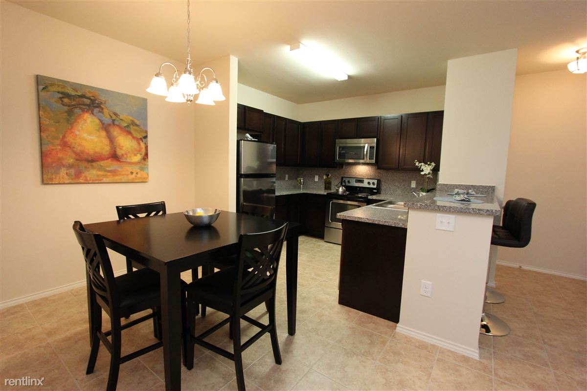 Stone Knights Apartments Image 6