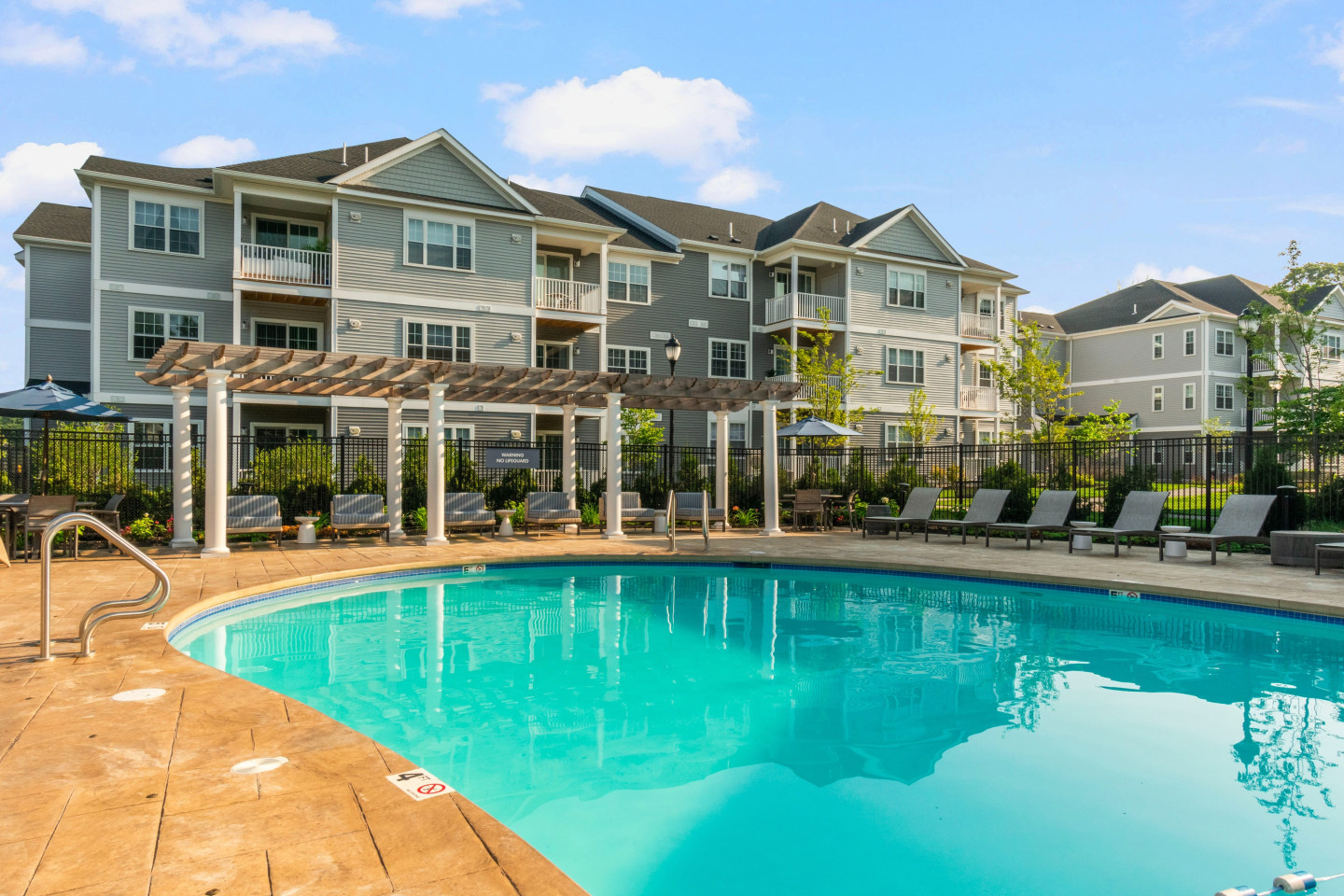 Edgemere Crossing Image 38