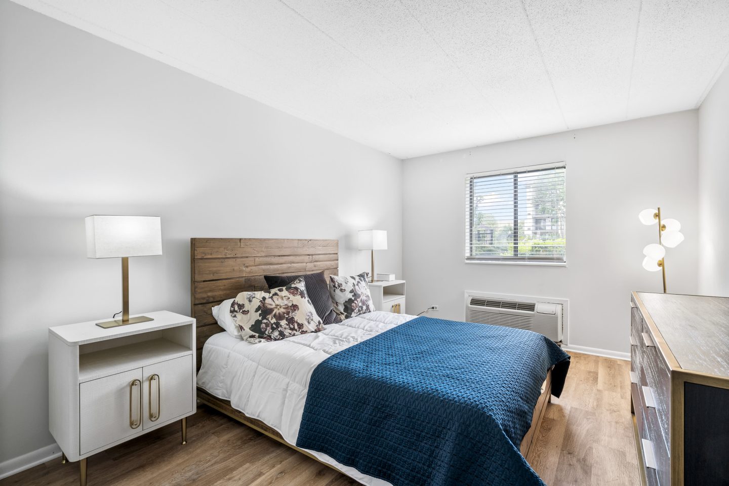 Residences at Lakeside Image 20