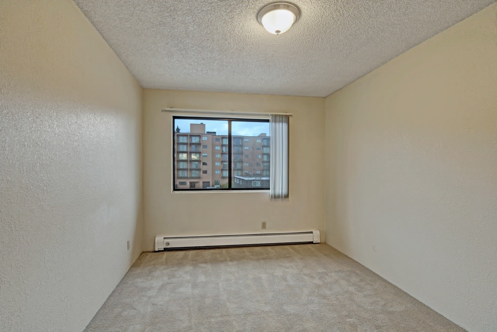Park Plaza Image 6