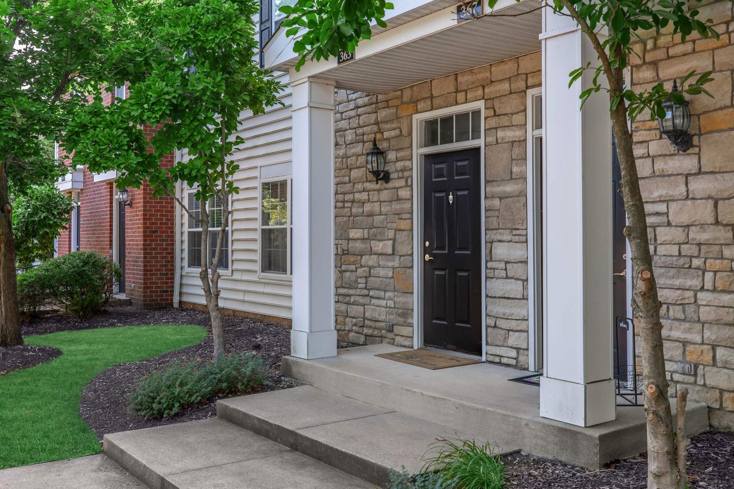 The Residence At Barrington Apartments Image 13