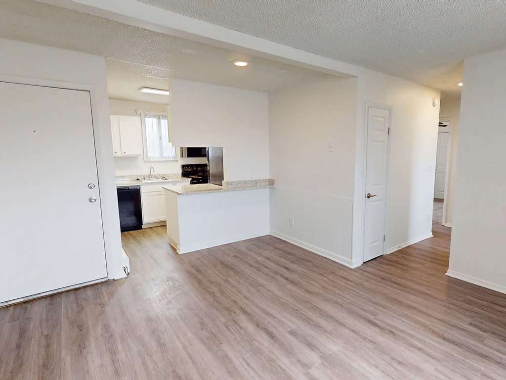 Ramblewood Apartments Image 8