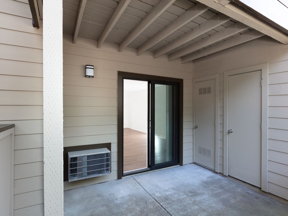 Eaves Fremont Image 6