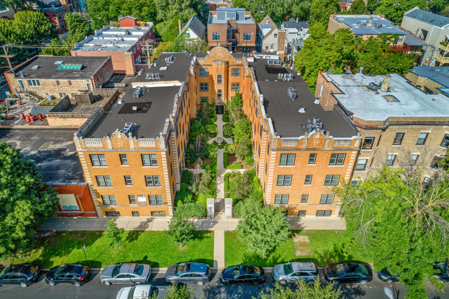 3808 North SHEFFIELD Ave. Apt. Image 1