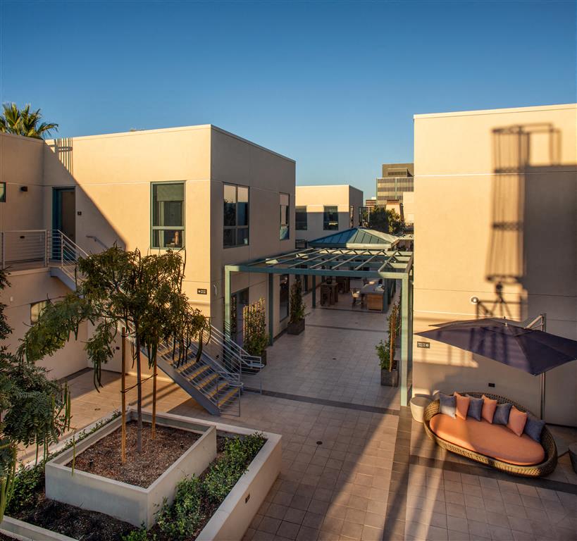 2300 Wilshire Image 44