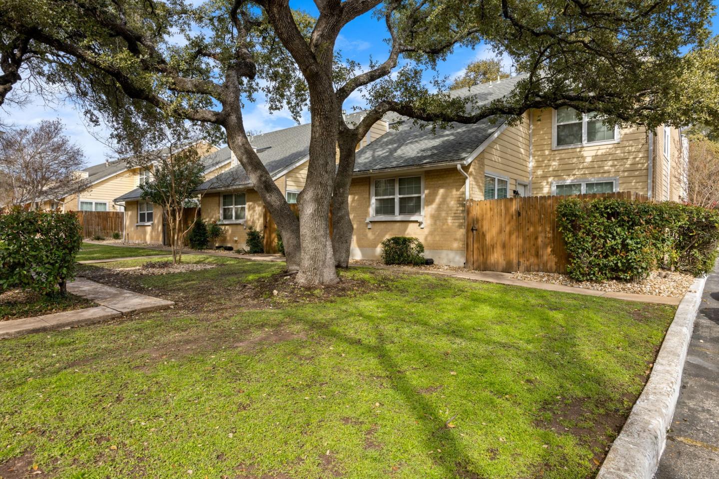 Arbors at Tallwood Image 12