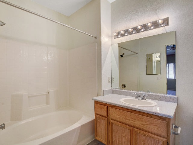 Tierra Villas at Lone Mountain Image 43