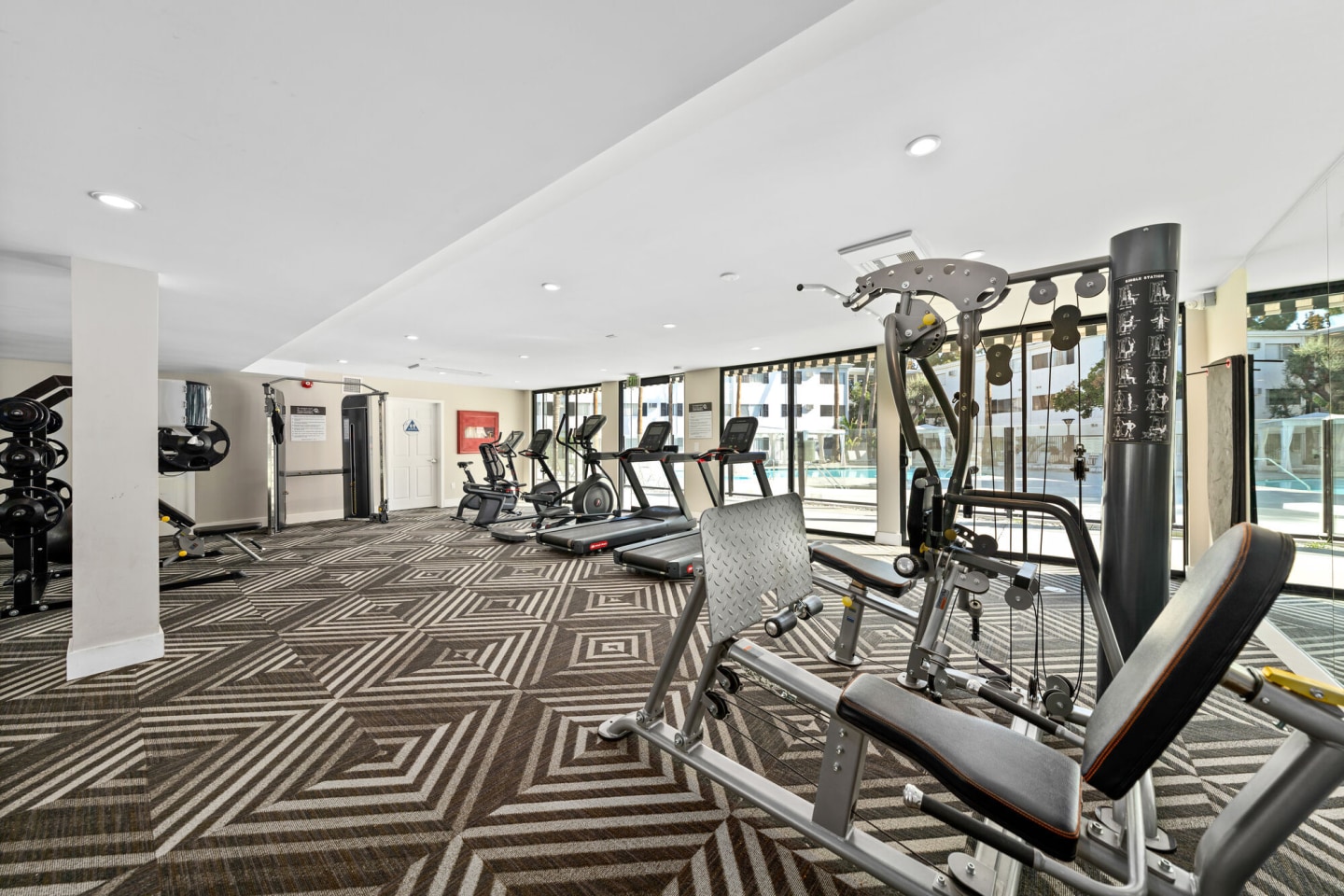 Summerview Beach Resort Luxury Apartments Image 20
