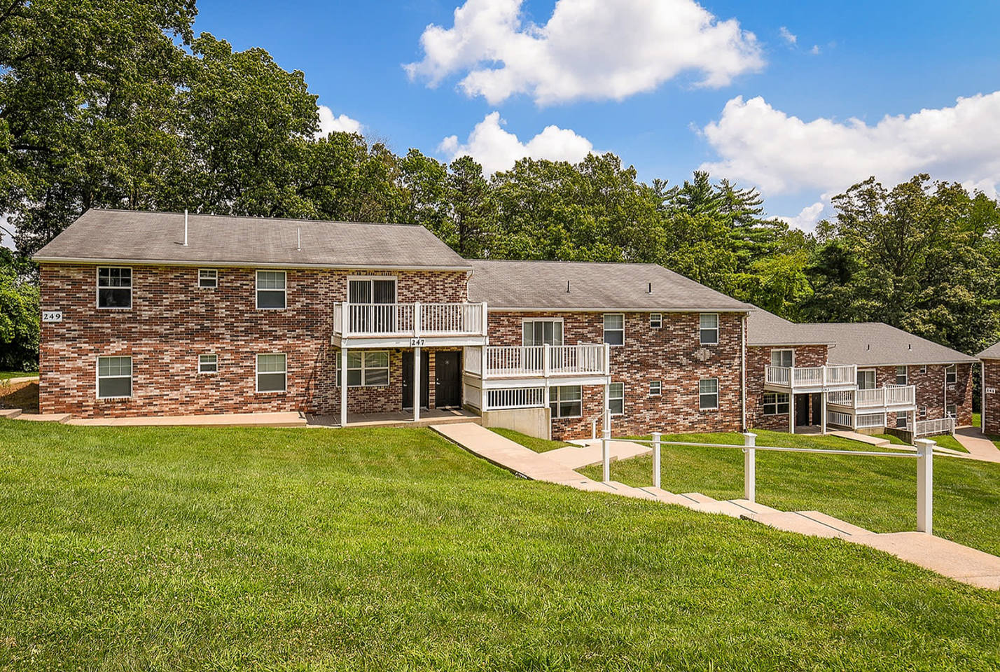 Vairo Village Image 12