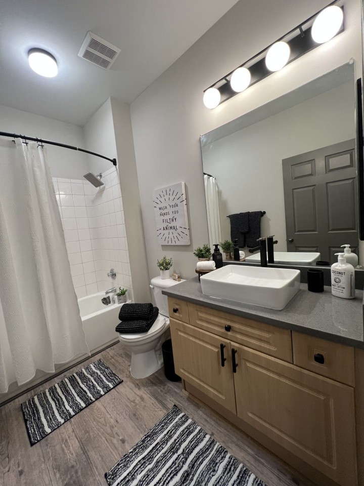 Lakeshore Ridge Image 10