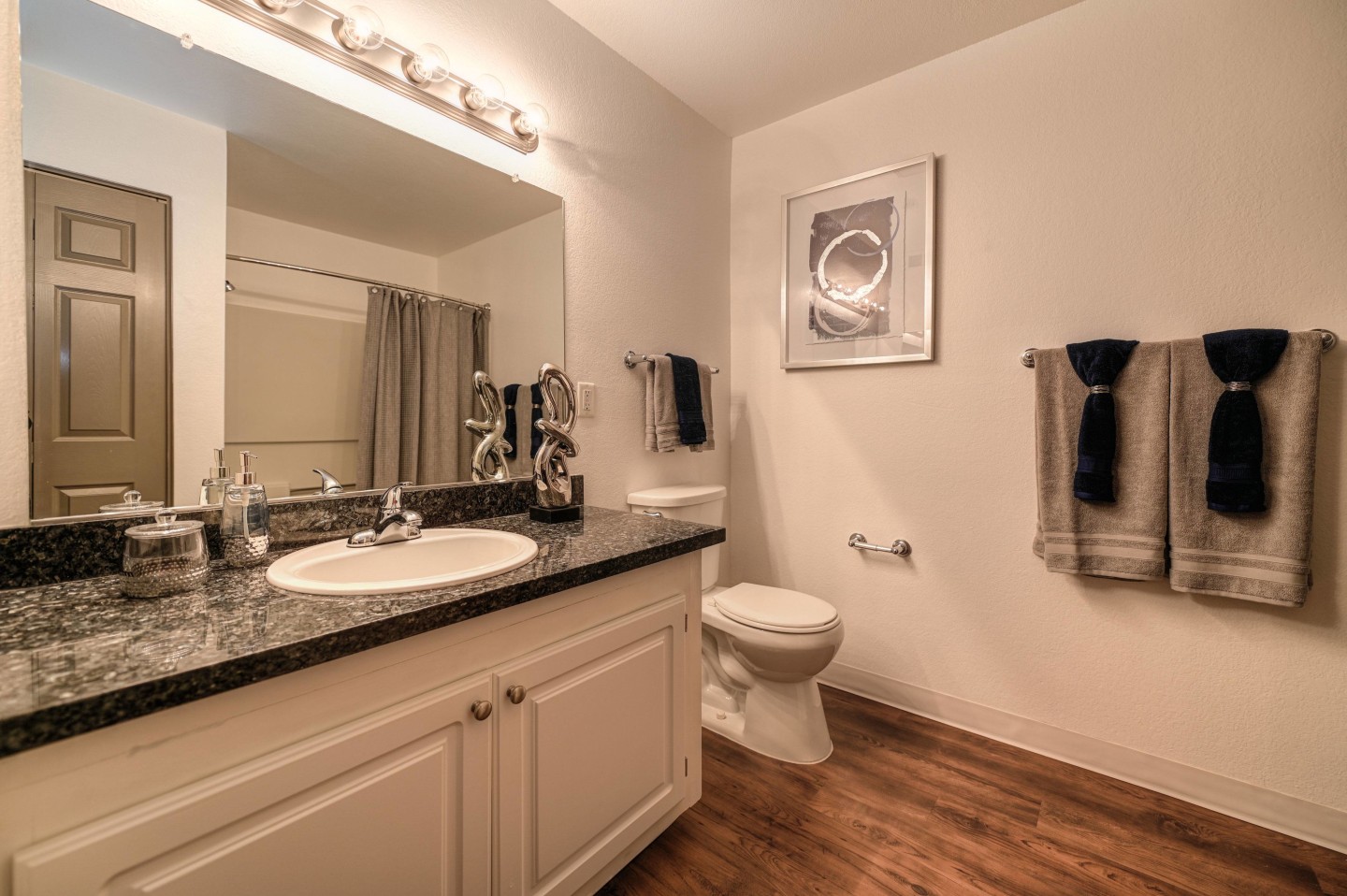 Lake Pointe Apartments Image 31