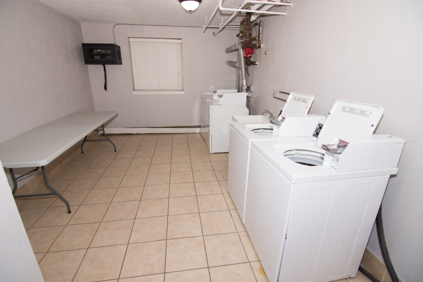 2731 Pillsbury Image 15