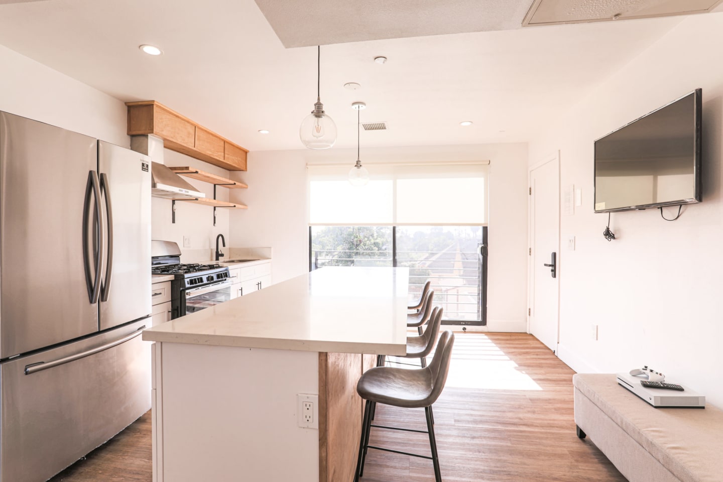 1620 W 35th Place - Co-Living Image 7