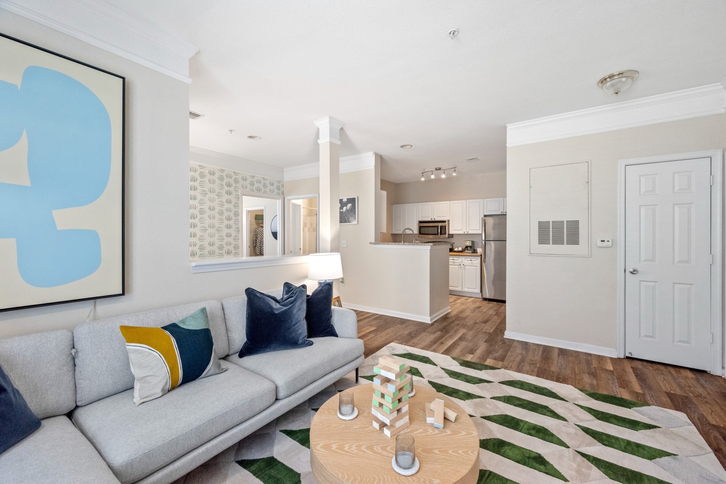 Hideaway at Greenbrier Luxury Apartments Image 1