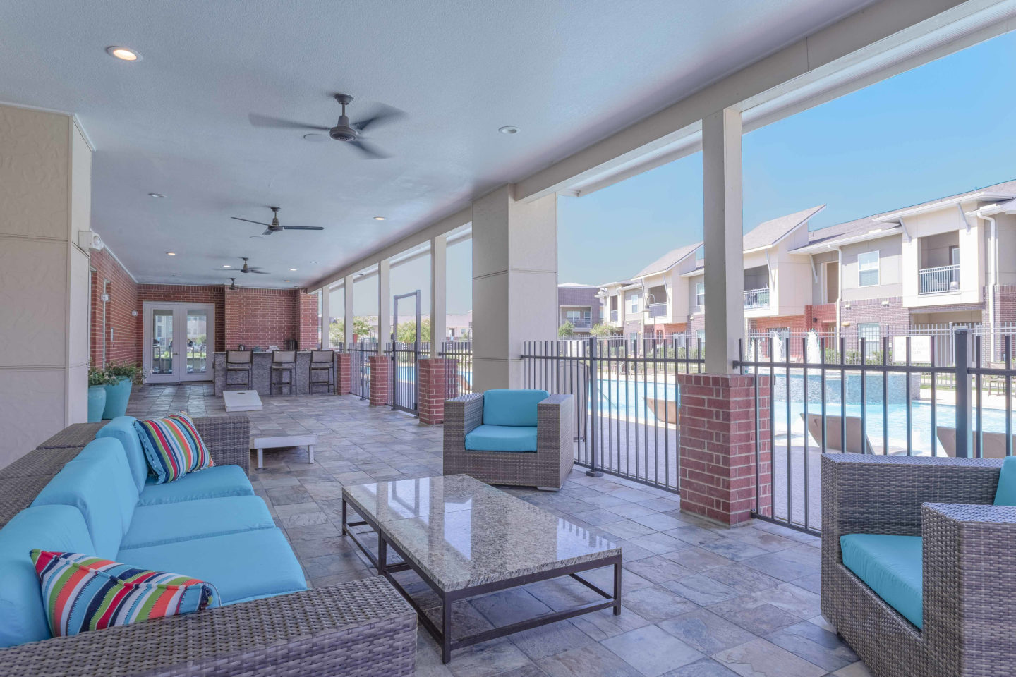 Century Palm Bluff Image 10