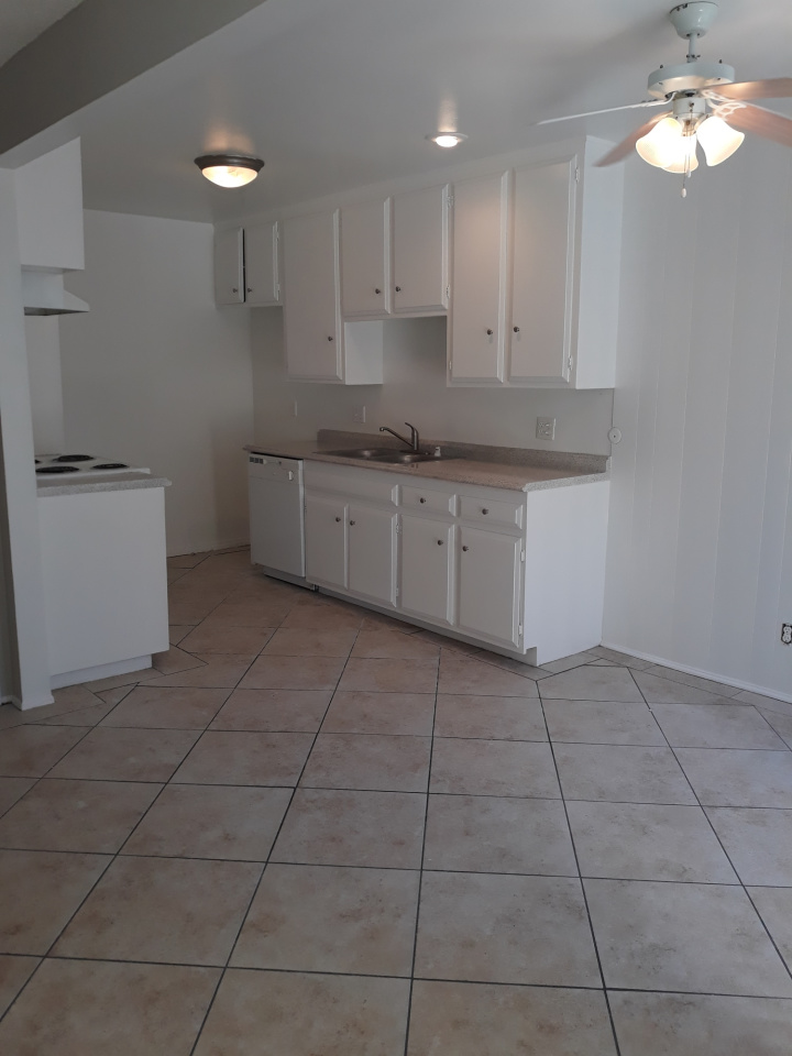 Anaheim Cottages Image 15