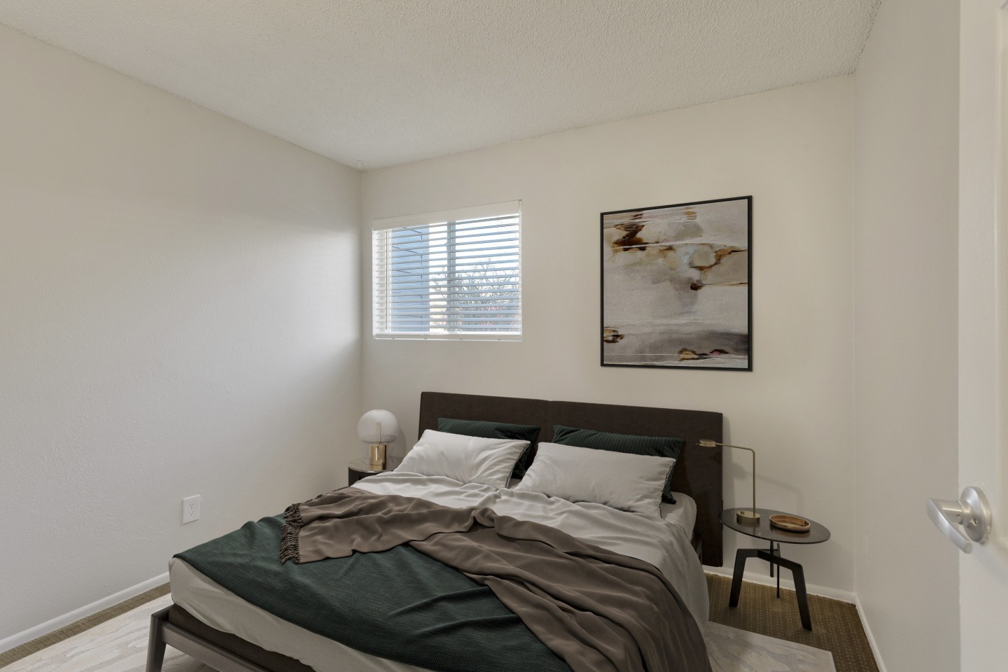 The Flats at Creekside Park Image 4