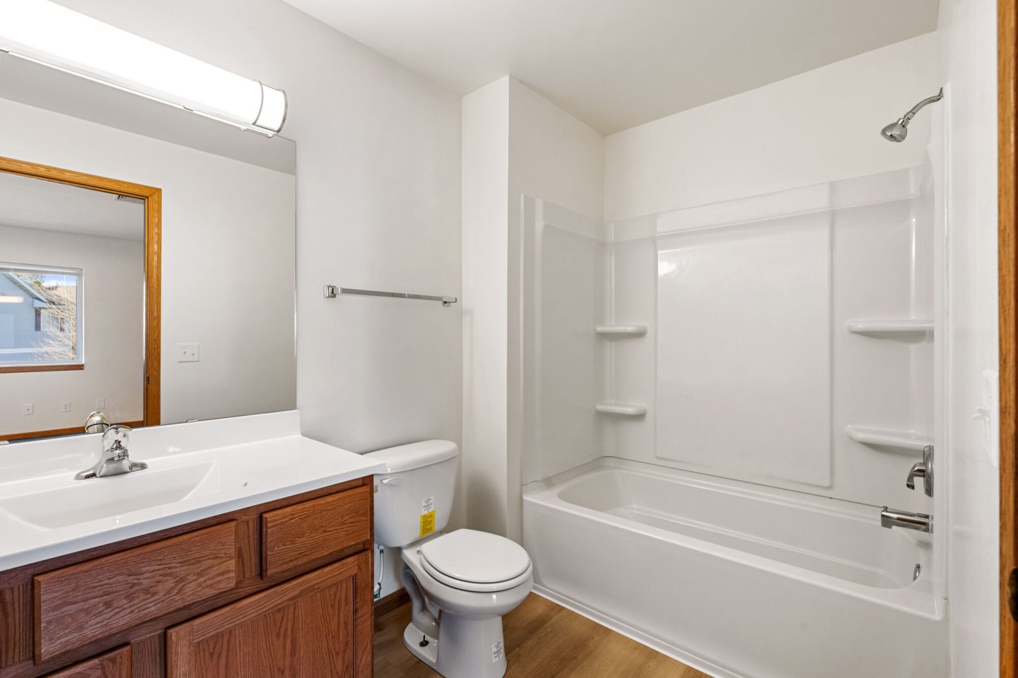 Harper Court Apartments Image 12