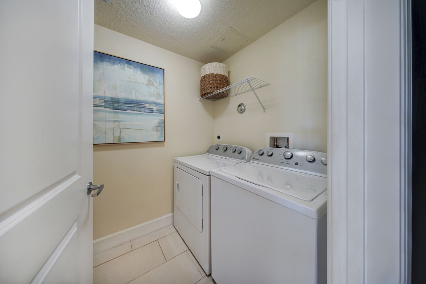 Solle Davie Luxury Apartments Image 13