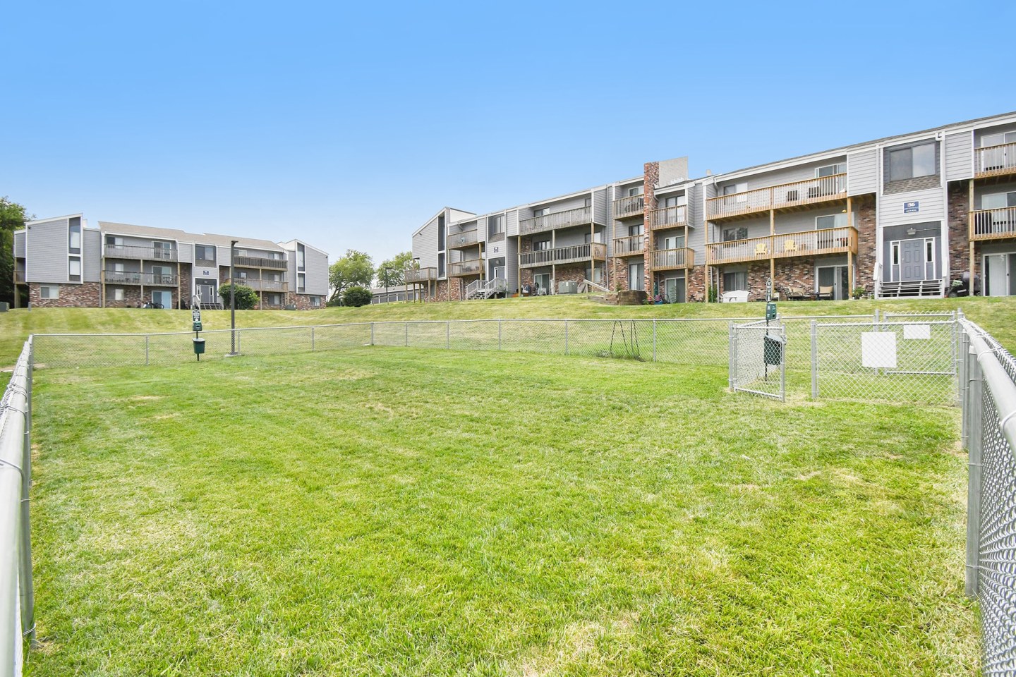 Bellevue Hills Image 28
