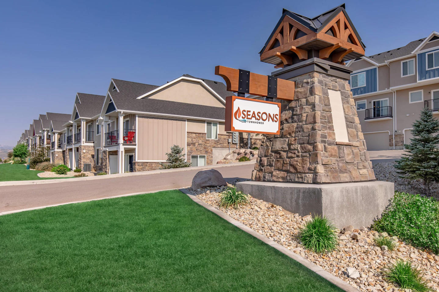 Seasons of Traverse Mountain Townhomes Image 50