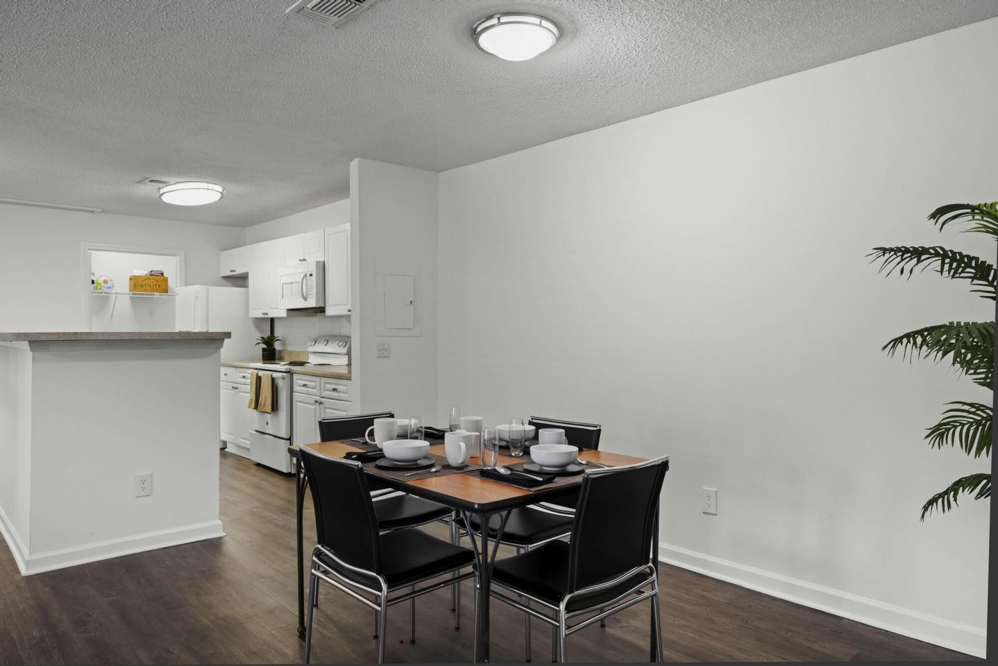 Student Housing - 1540 Place Image 29