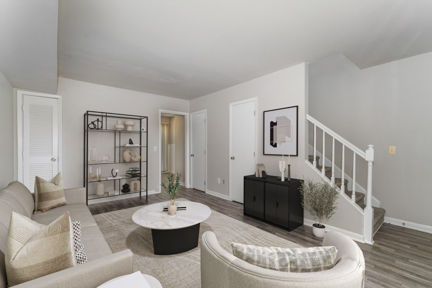 Meadowview Apartments and Townhomes Image 1