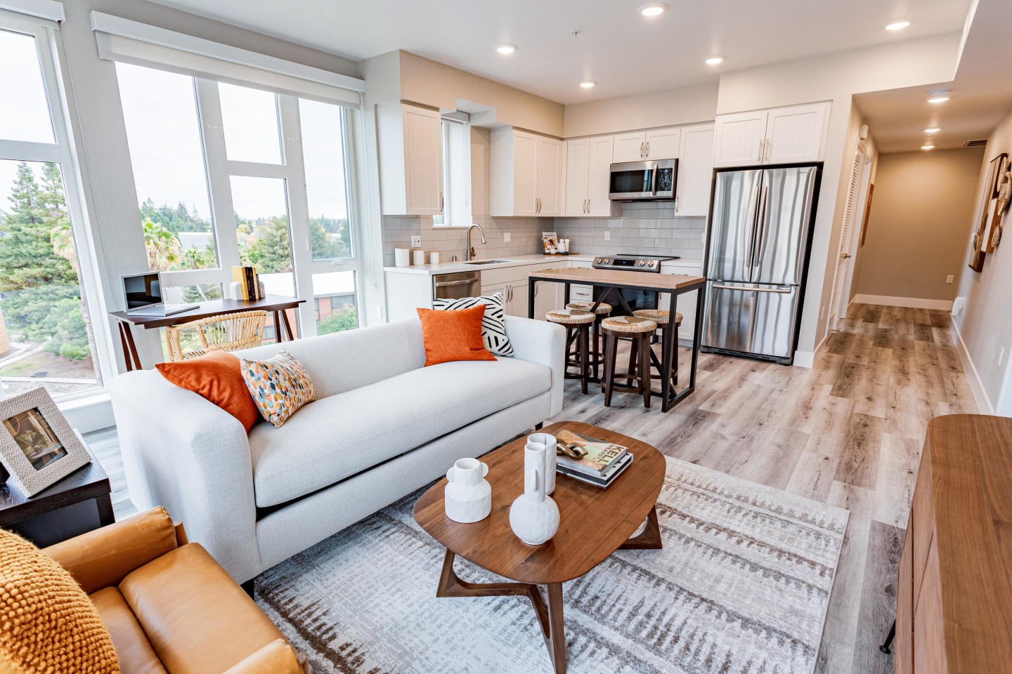 1250 Lakeside Image 36