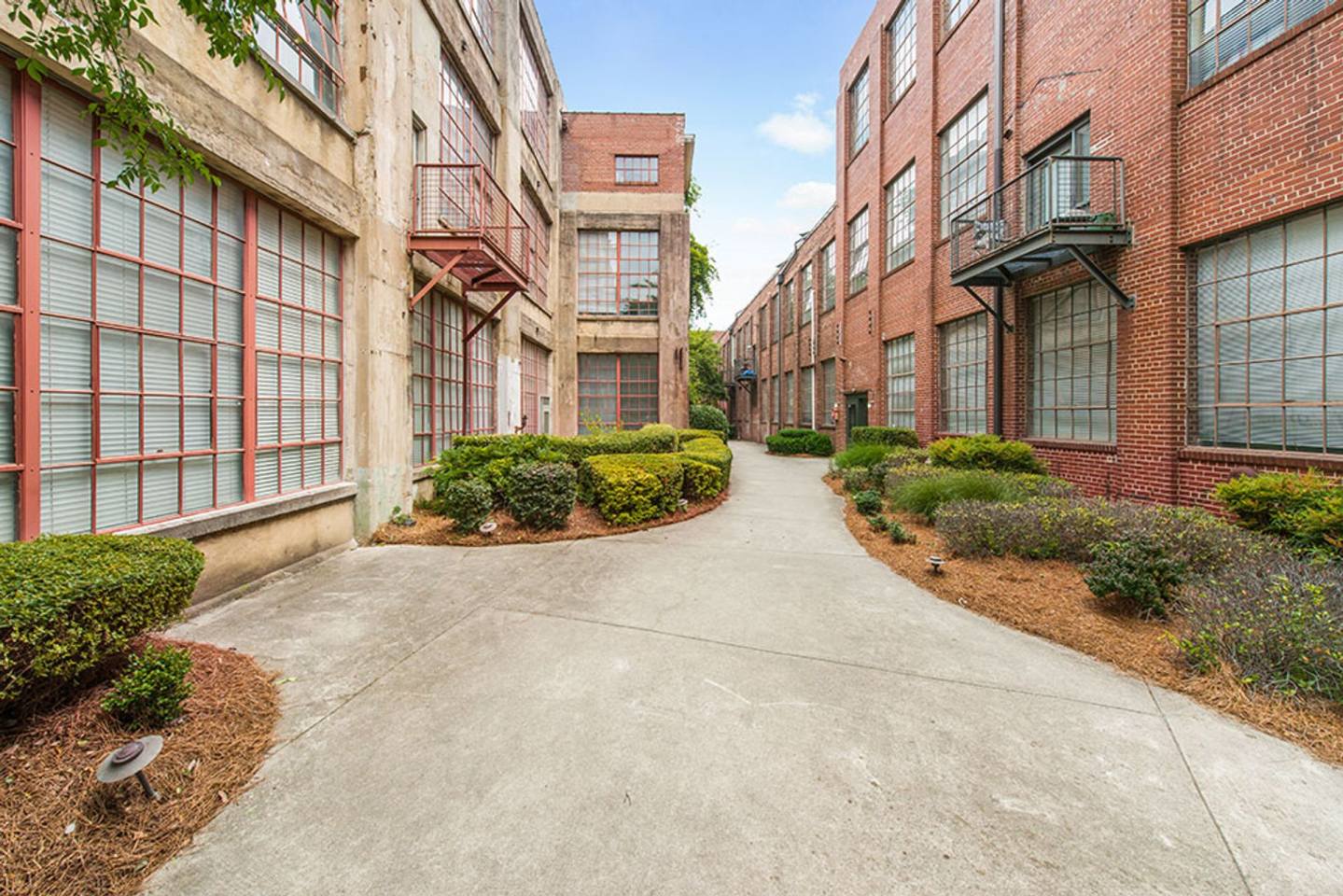 Mattress Factory Lofts Image 12