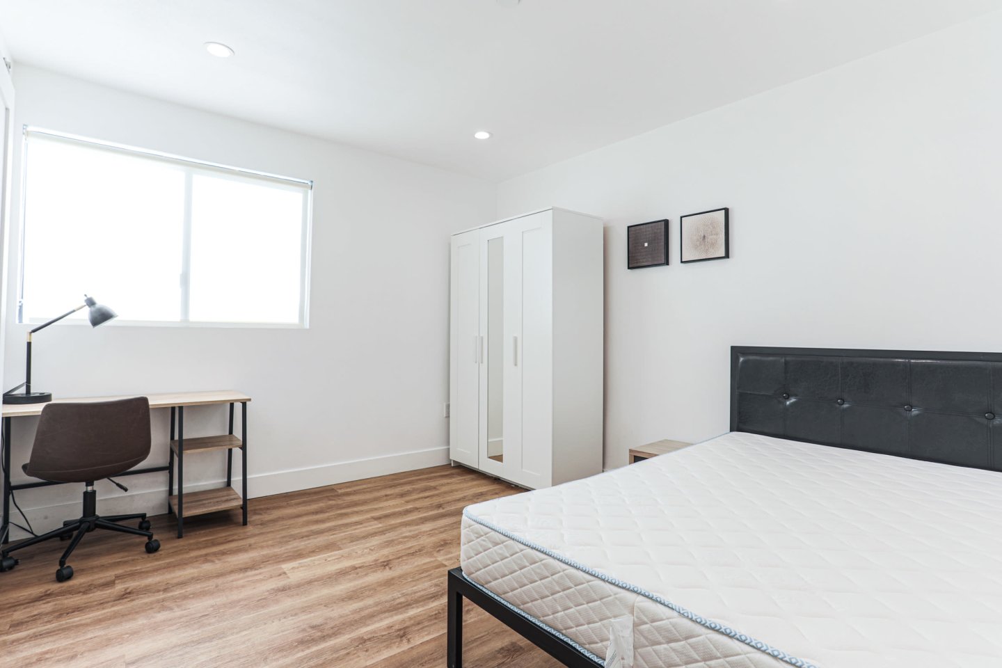 1620 W 35th Place - Co-Living Image 9