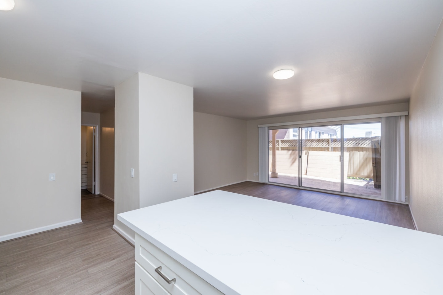888 Vermont Street Image 23