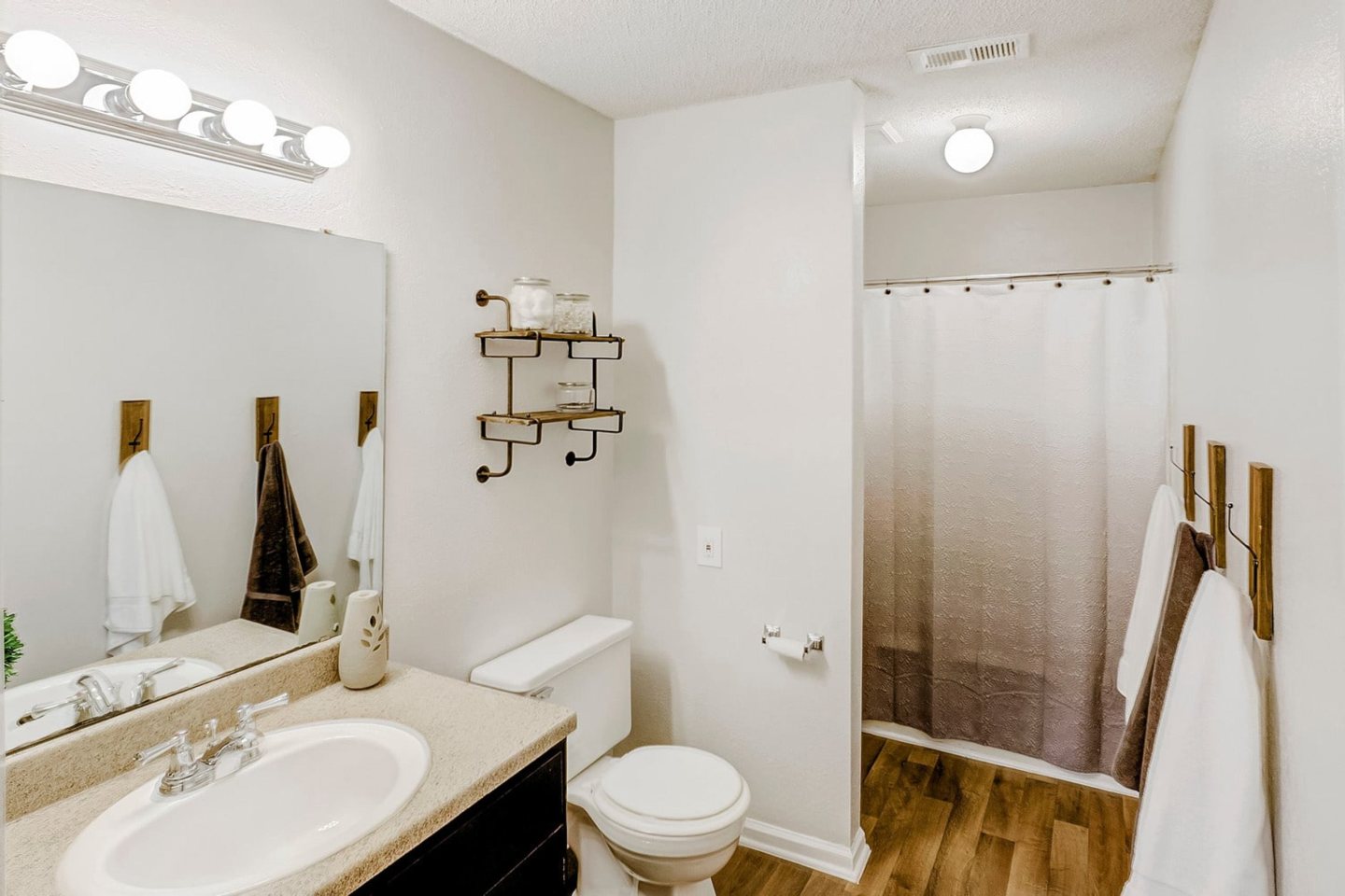 Affordable Housing - Brandemere Apartment Homes Image 19