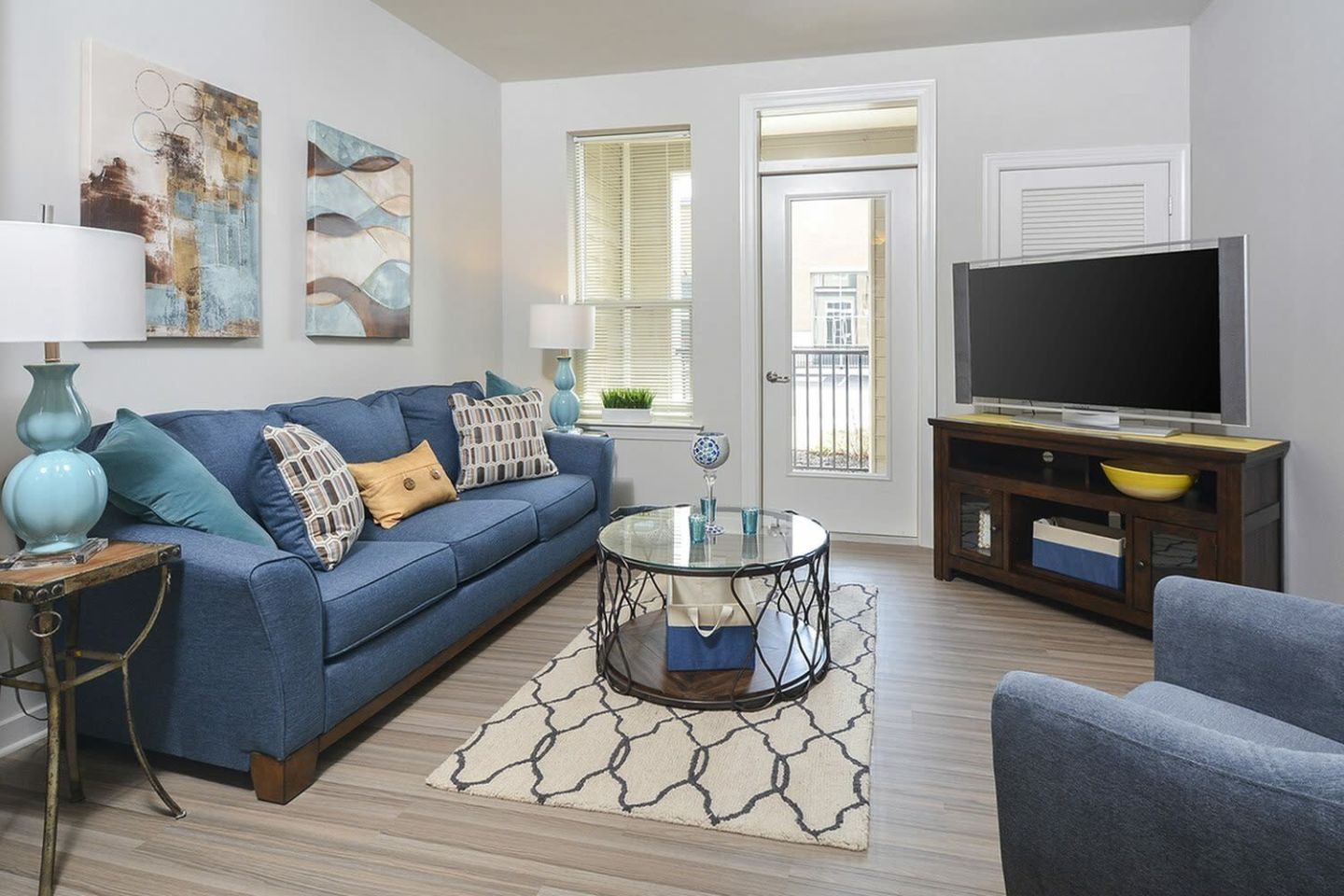 Westside Apartments and Shopping Image 23
