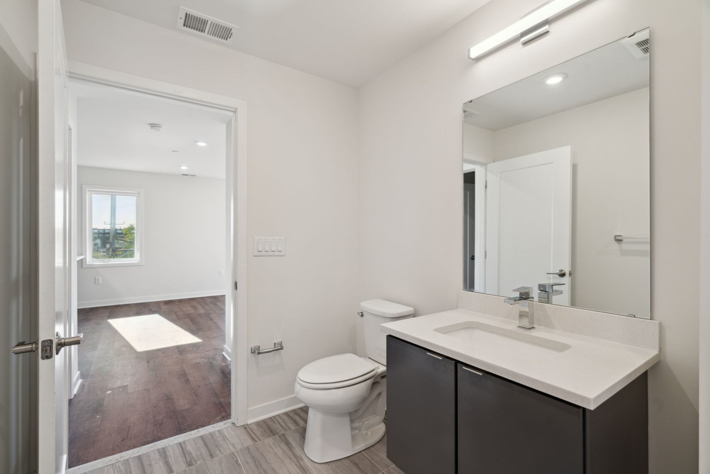 Graduate Pointe Image 76