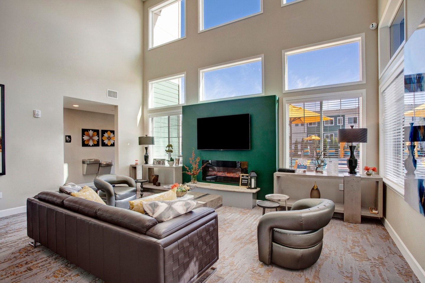 600 Riverside Image 11