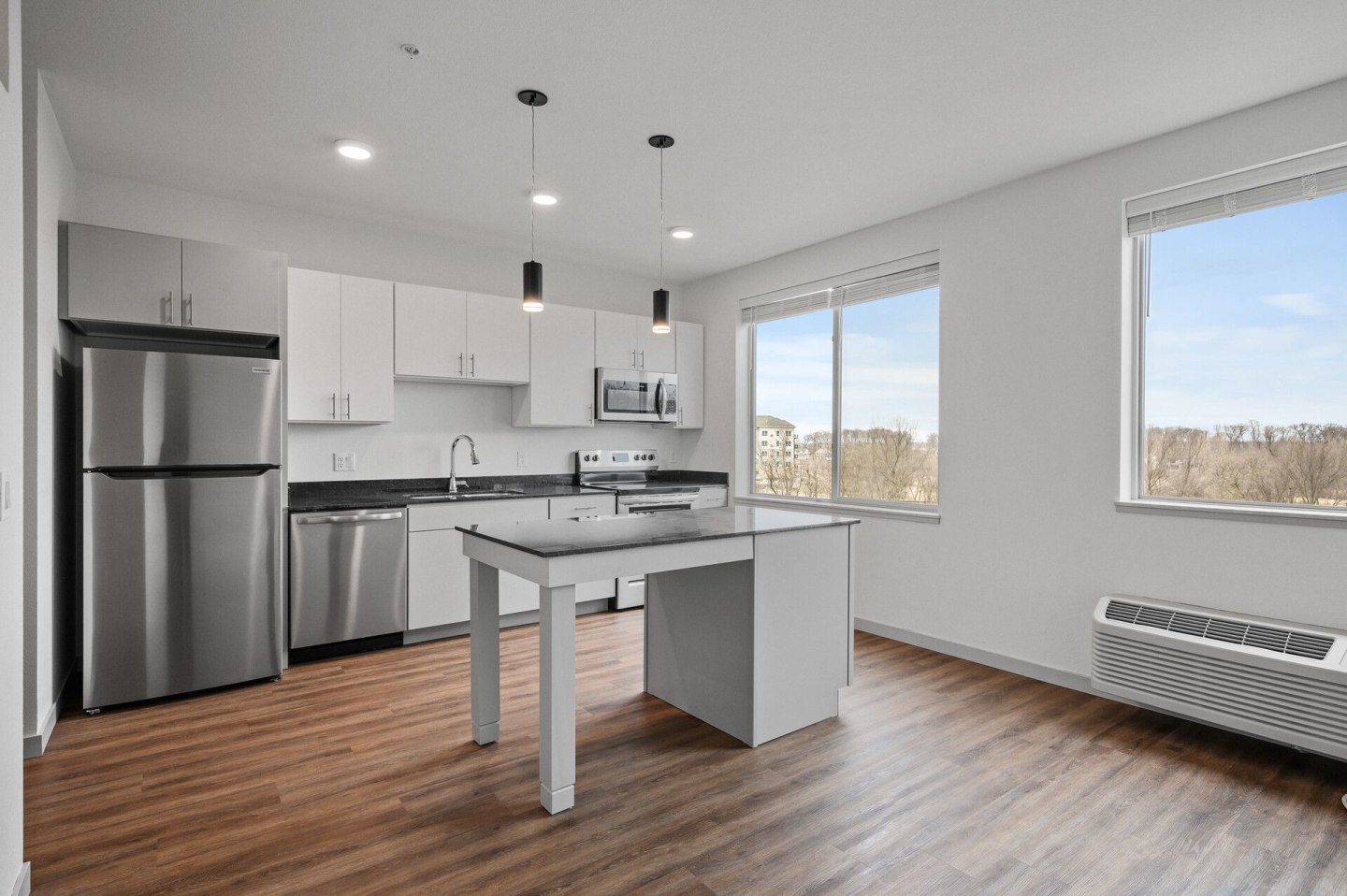 Fenview Flats Image 19