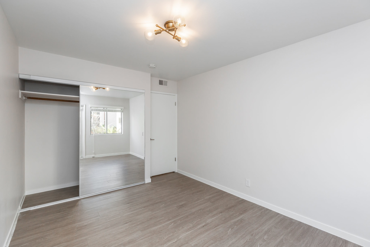 3014 Clay Street Image 11
