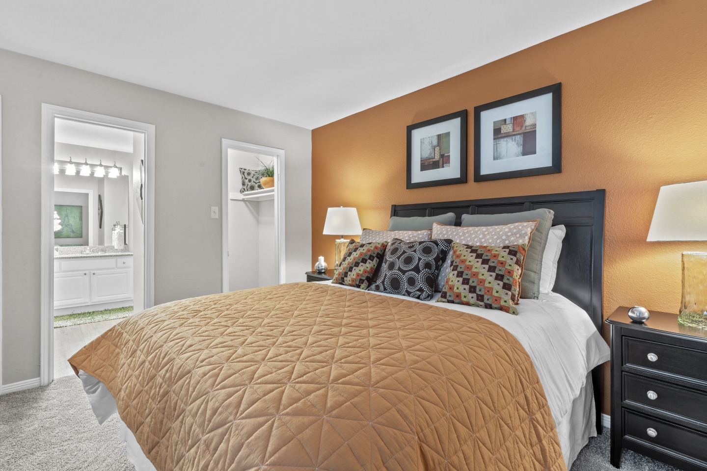 Regency Place Image 18