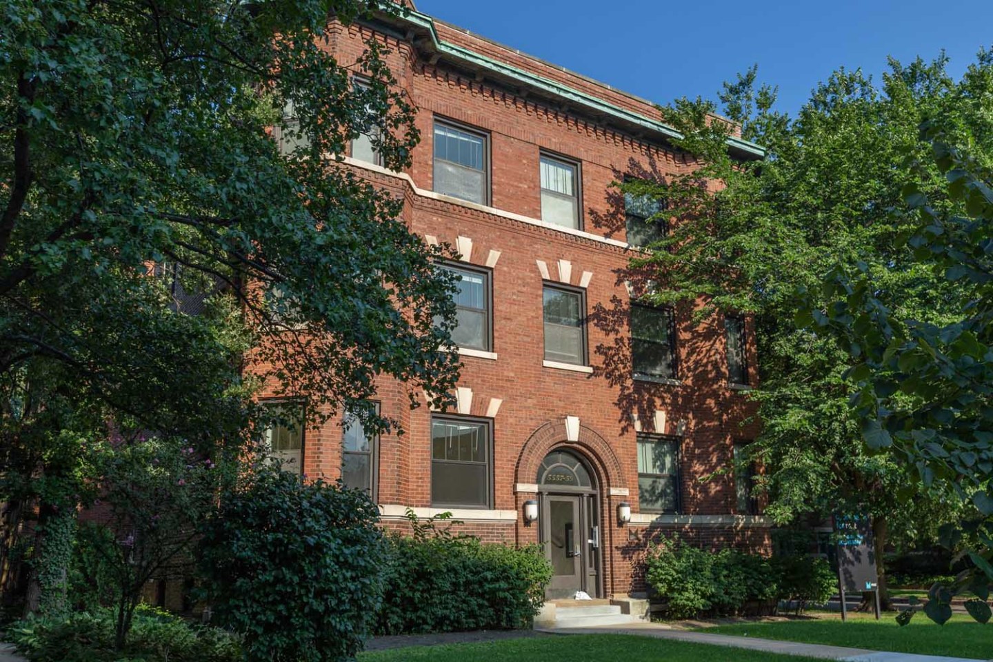 5557-59 S. University Avenue Image 3