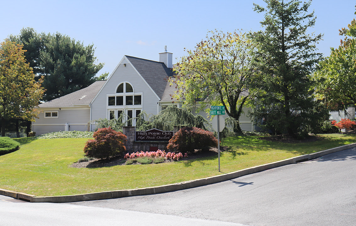 High Pointe Club Apartments Image 11