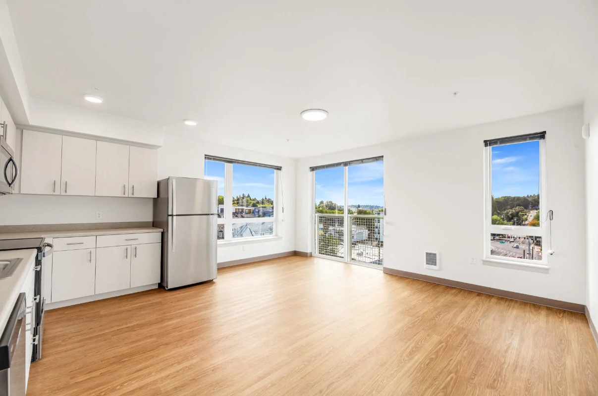 Tahoma Valley Apartments - Affordable Housing Image 8