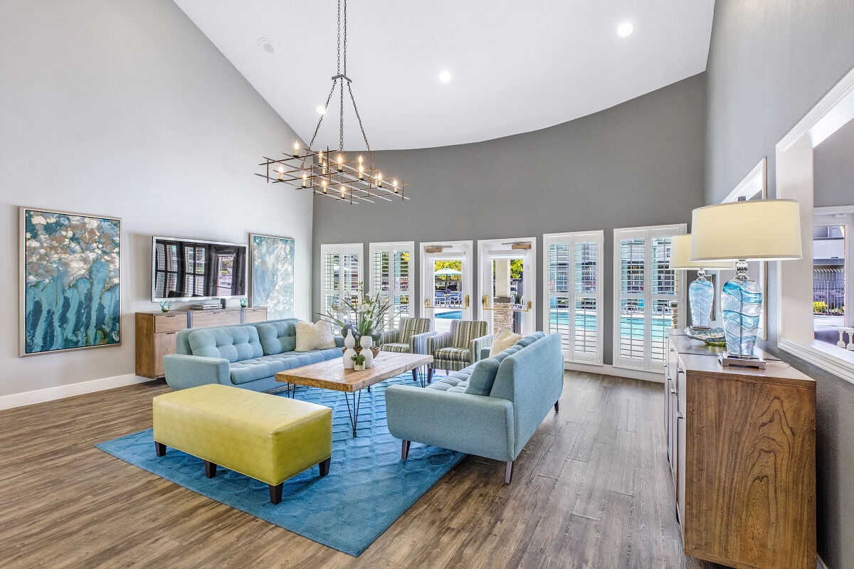 Foothills Tennis Village Apartments Image 1