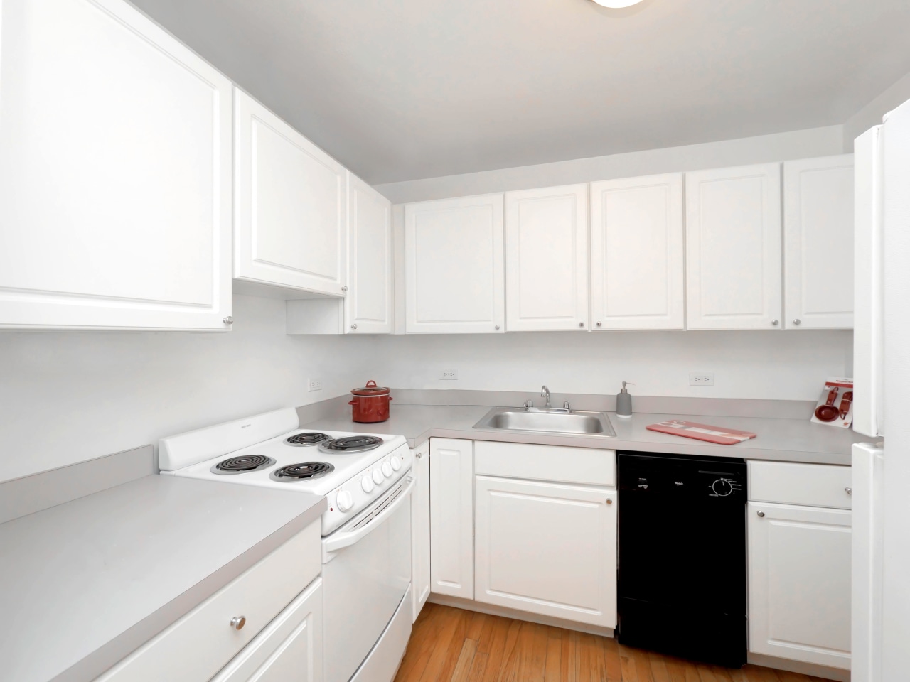 Clarendon Shores Image 25