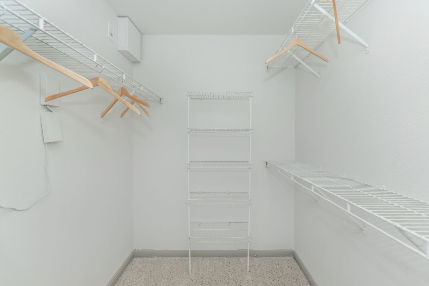 Richmond Towne Home Apartments Image 6