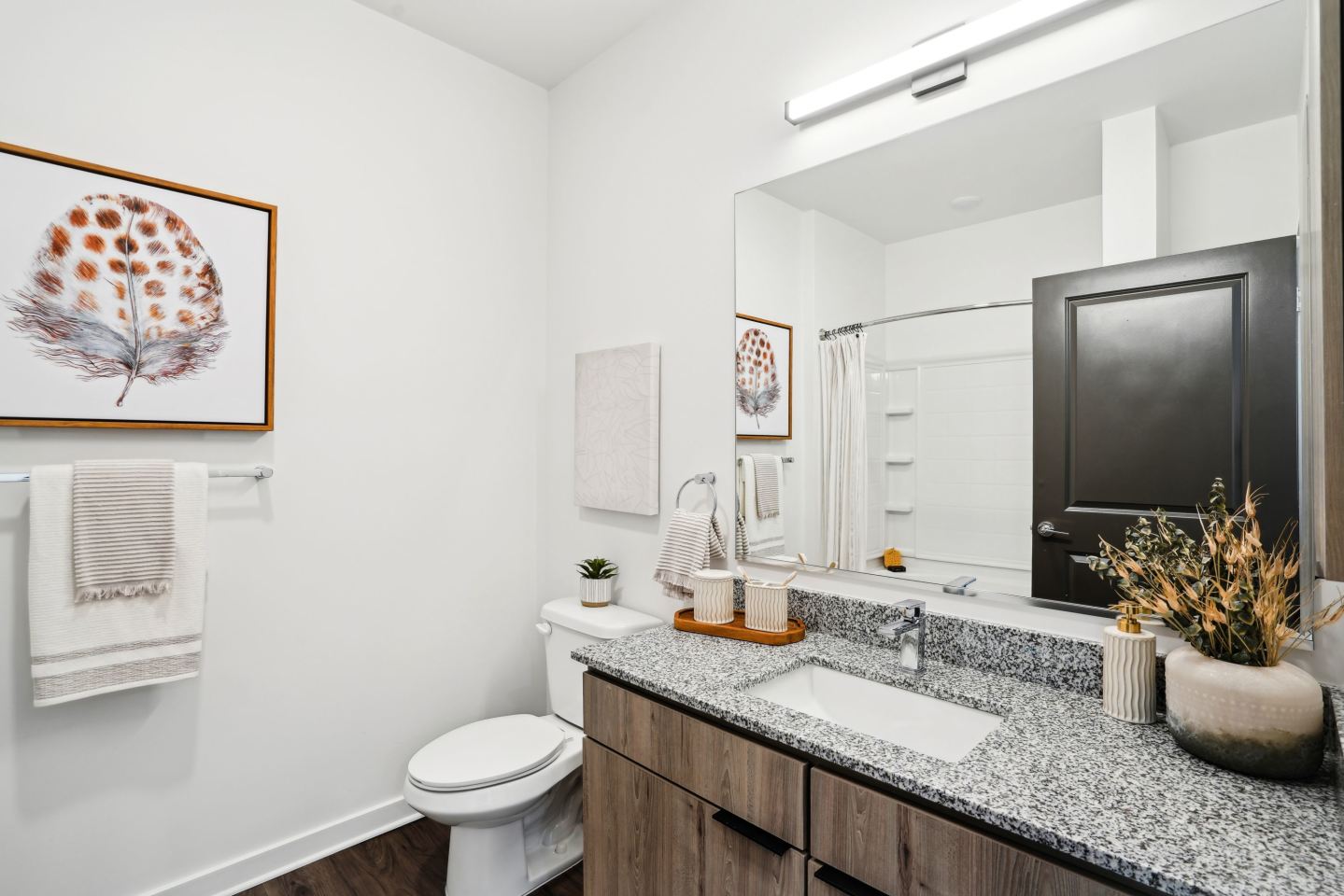 The Pullman Luxury Apartment Homes Image 113
