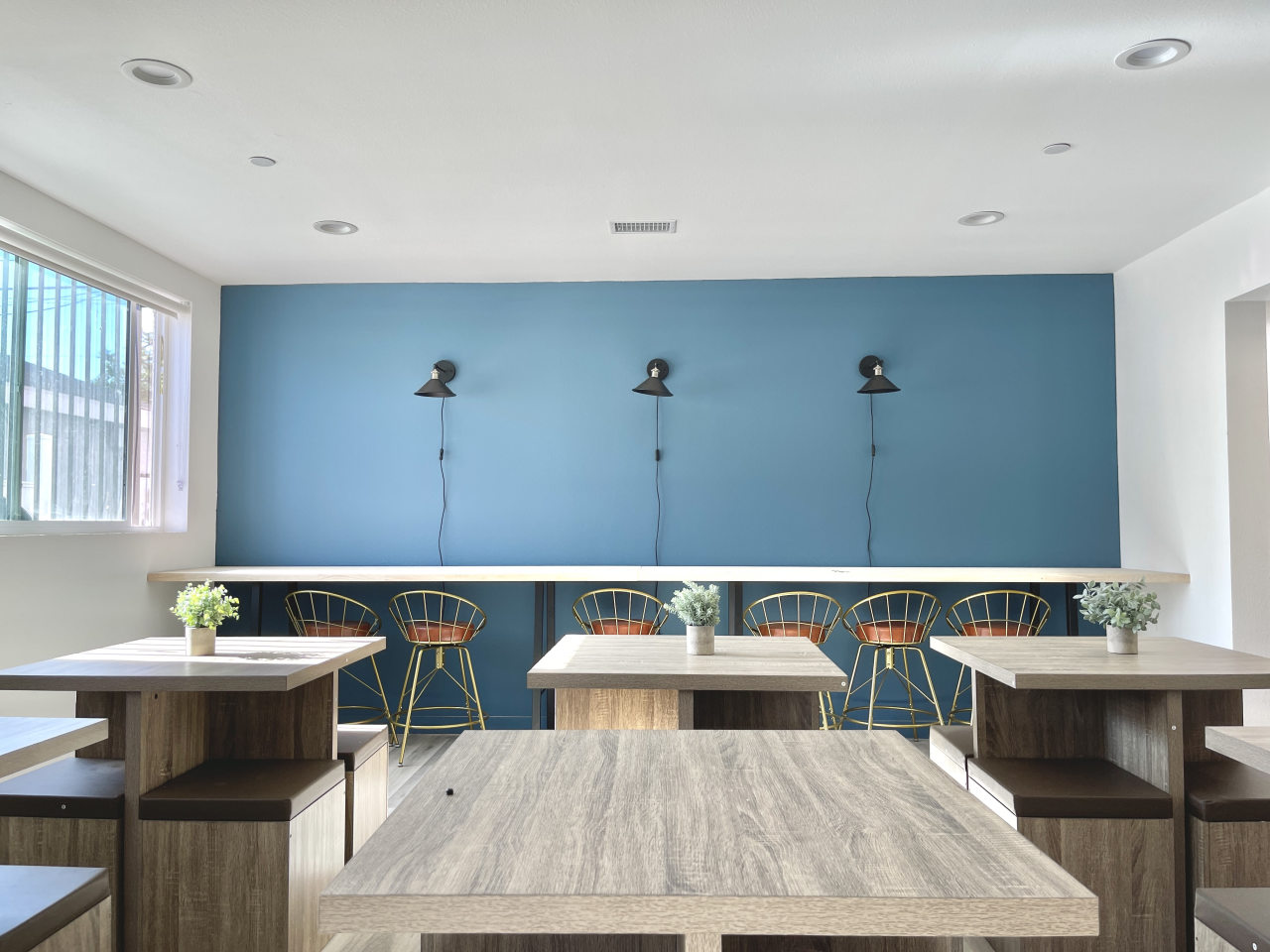 1476 W 35th St - Co-Living Image 16