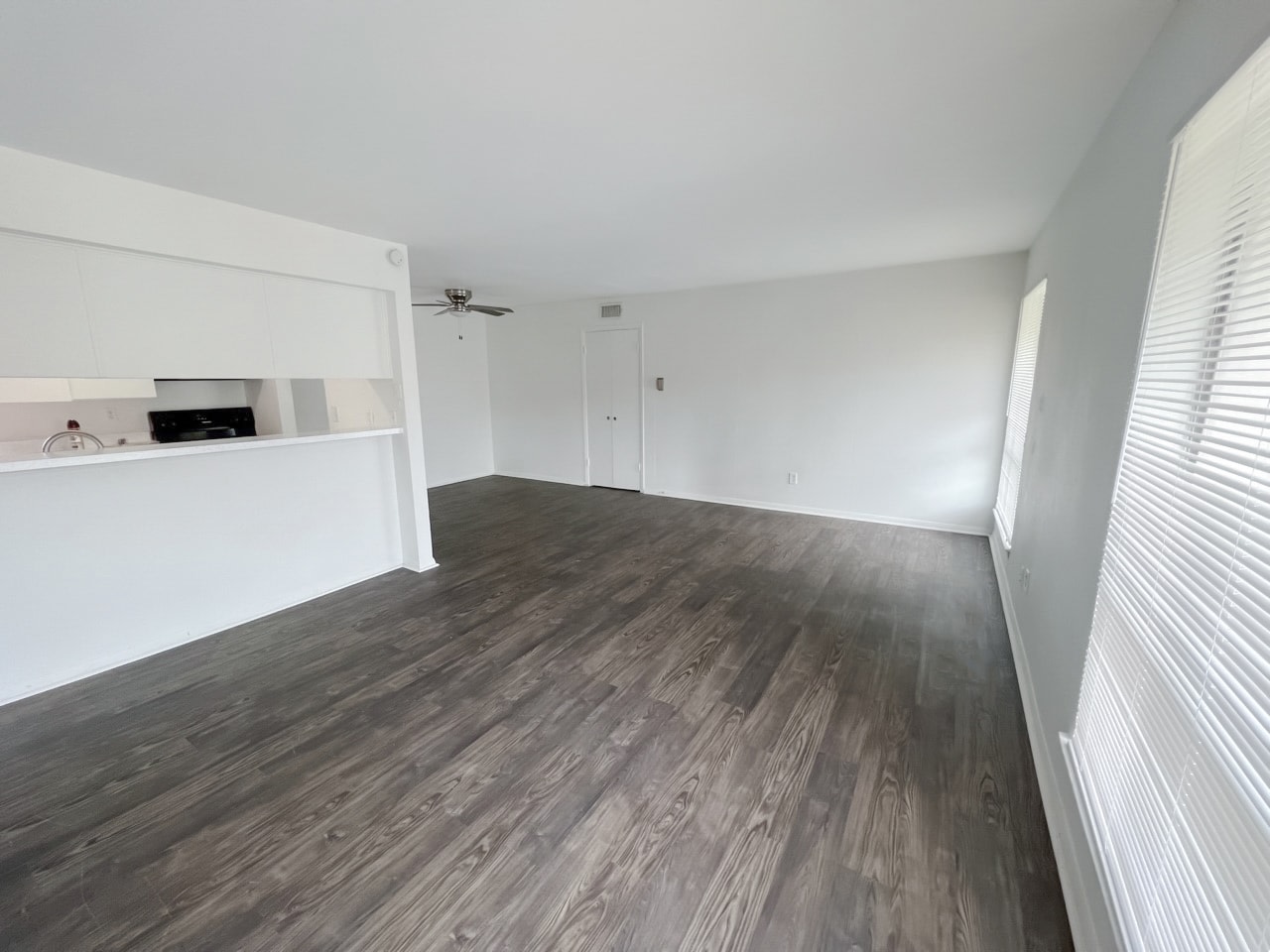 San Carlos Apartments Image 13